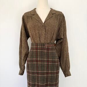 VINTAGE ANN TAYLOR CHEVRON PRINTED BLOUSE